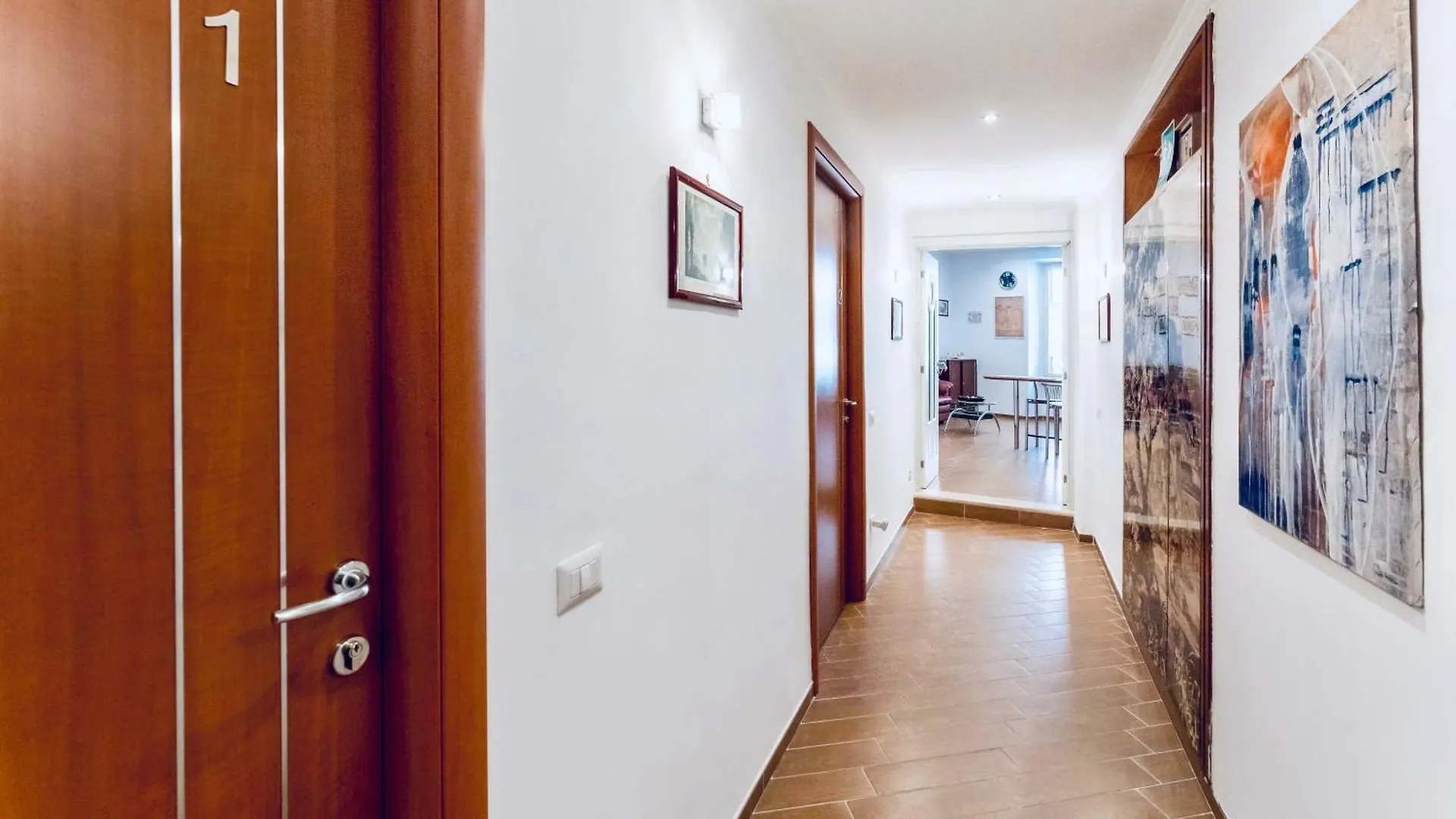 Miclad Colosseum Guest House Rome